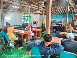SOSIALISASI PENERIMA BANTUAN STIMULAN JAMBAN KALURAHAN KARANGMOJO